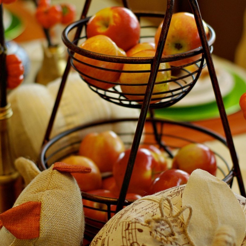 WELCOMING AUTUMN WITH A FALL LUNCHEON