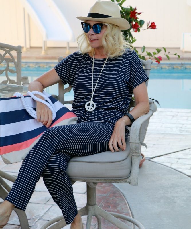 WHAT TO WEAR FOR POOLSIDE ATTIRE (OTHER THAN A SWIM SUIT)